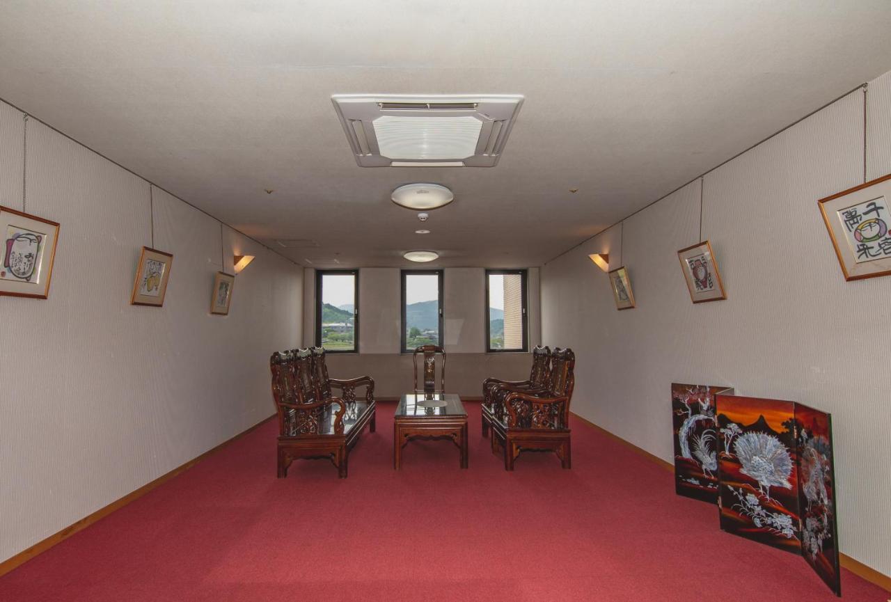 Yufuin Hotel Shuhokan Extérieur photo
